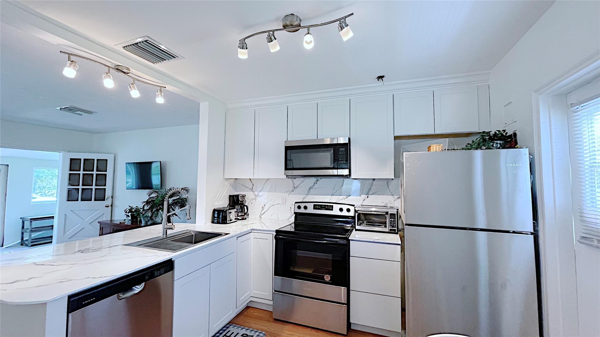 Modelo Park 14-10 B - Residential Lease