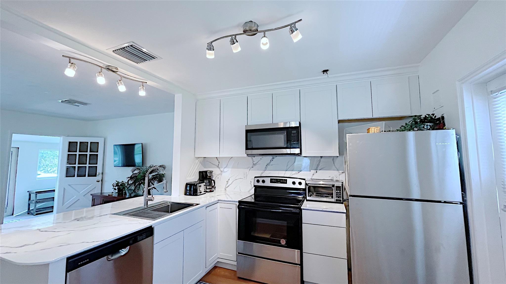 Modelo Park 14-10 B - Residential Lease