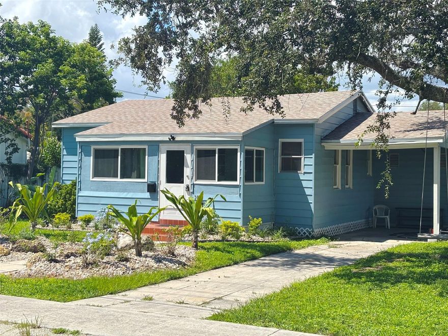 Pleasantly appointed Single Family home located in Historic SW Dania Beach. Recently renovated and Partially furnished. Linens/towels/cook wear provided for shorter stays. Utility Room on Property with Washer and Dryer. Close to Us-1, Local bus routes, I-95, I-595, FLL airport and Port everglades. 15 min. to Downtown Fort Lauderdale, 10mins to Downtown Hollywood and 5 minutes to Dania Pier and Hollywood Beach. Located on over a quarter of an acre lot. Available Short or Long term. Prices vary depending on length of lease.