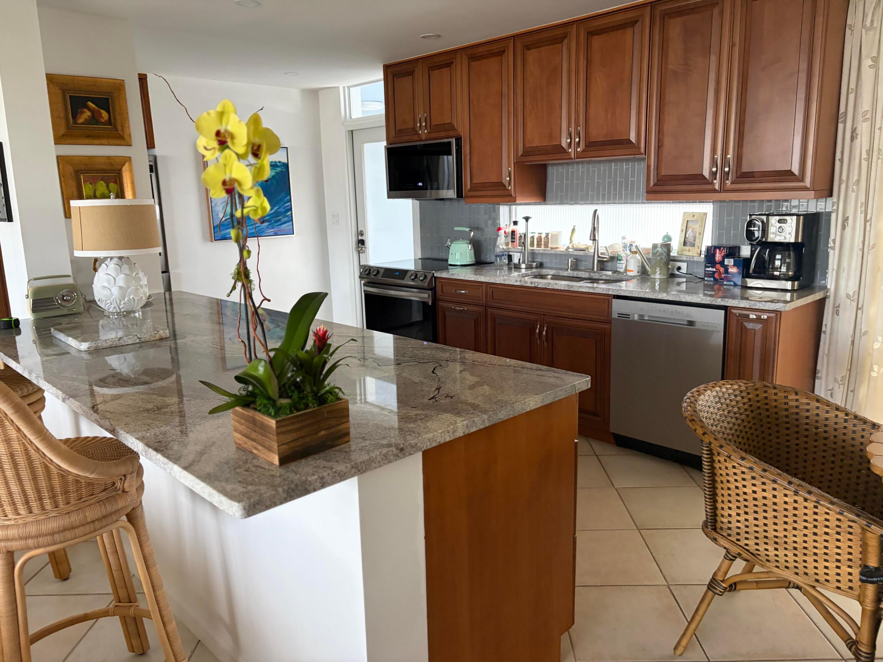 1530 S Ocean 203