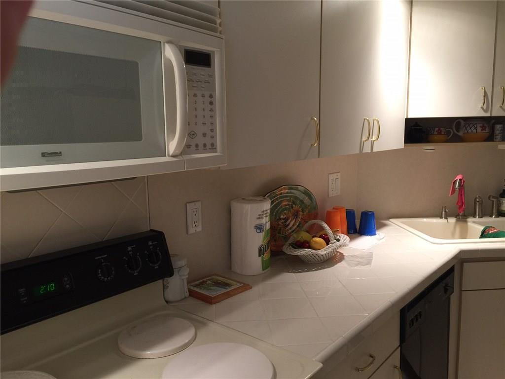 BRAIARWOOD CONDO 4 - Residential