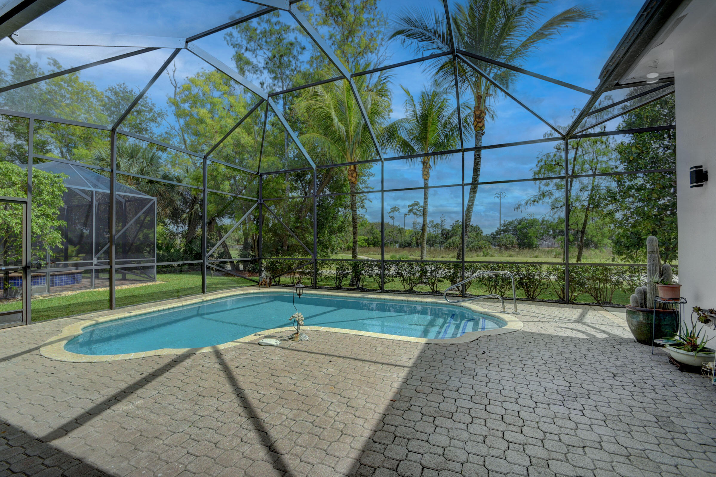 MADISON GREEN 1 - Residential