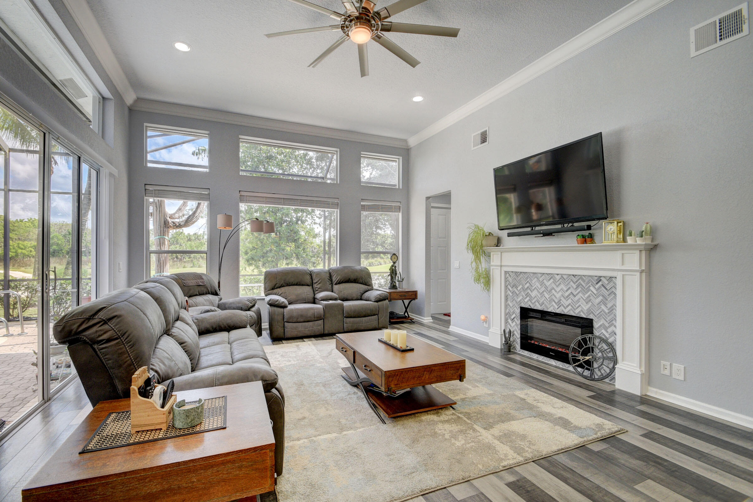 MADISON GREEN 1 - Residential