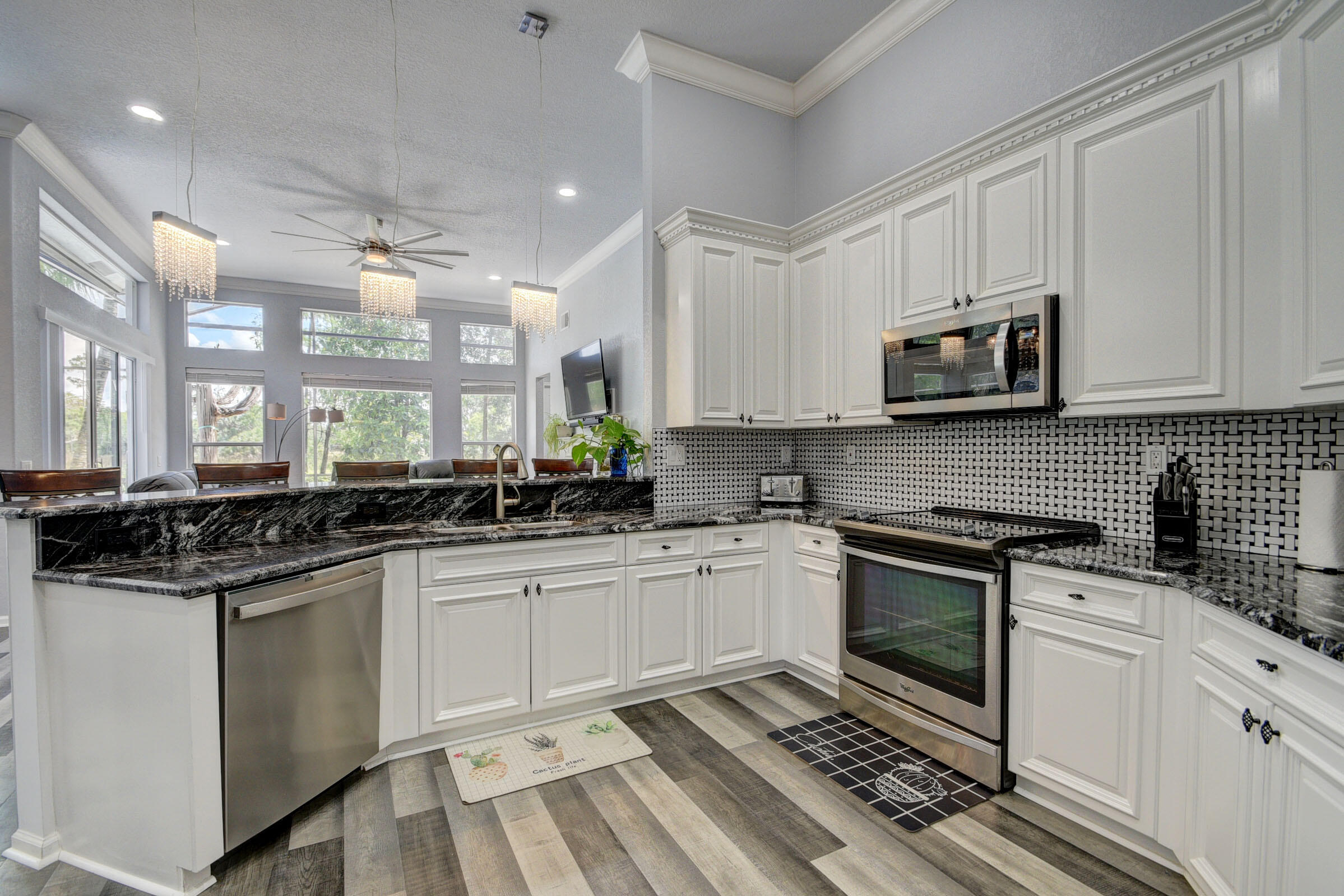 MADISON GREEN 1 - Residential