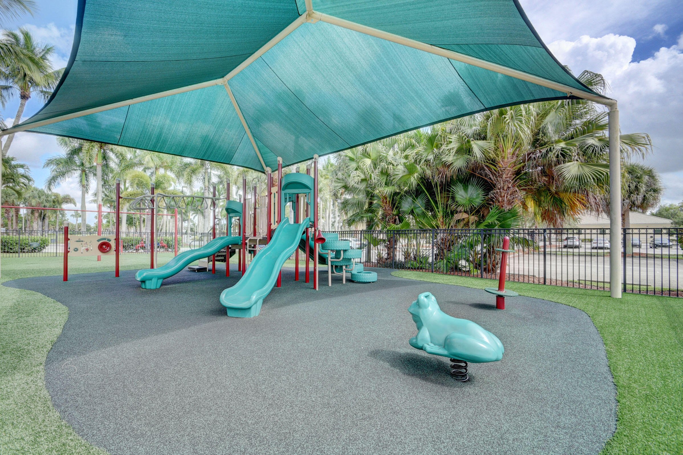 MADISON GREEN 1 - Residential