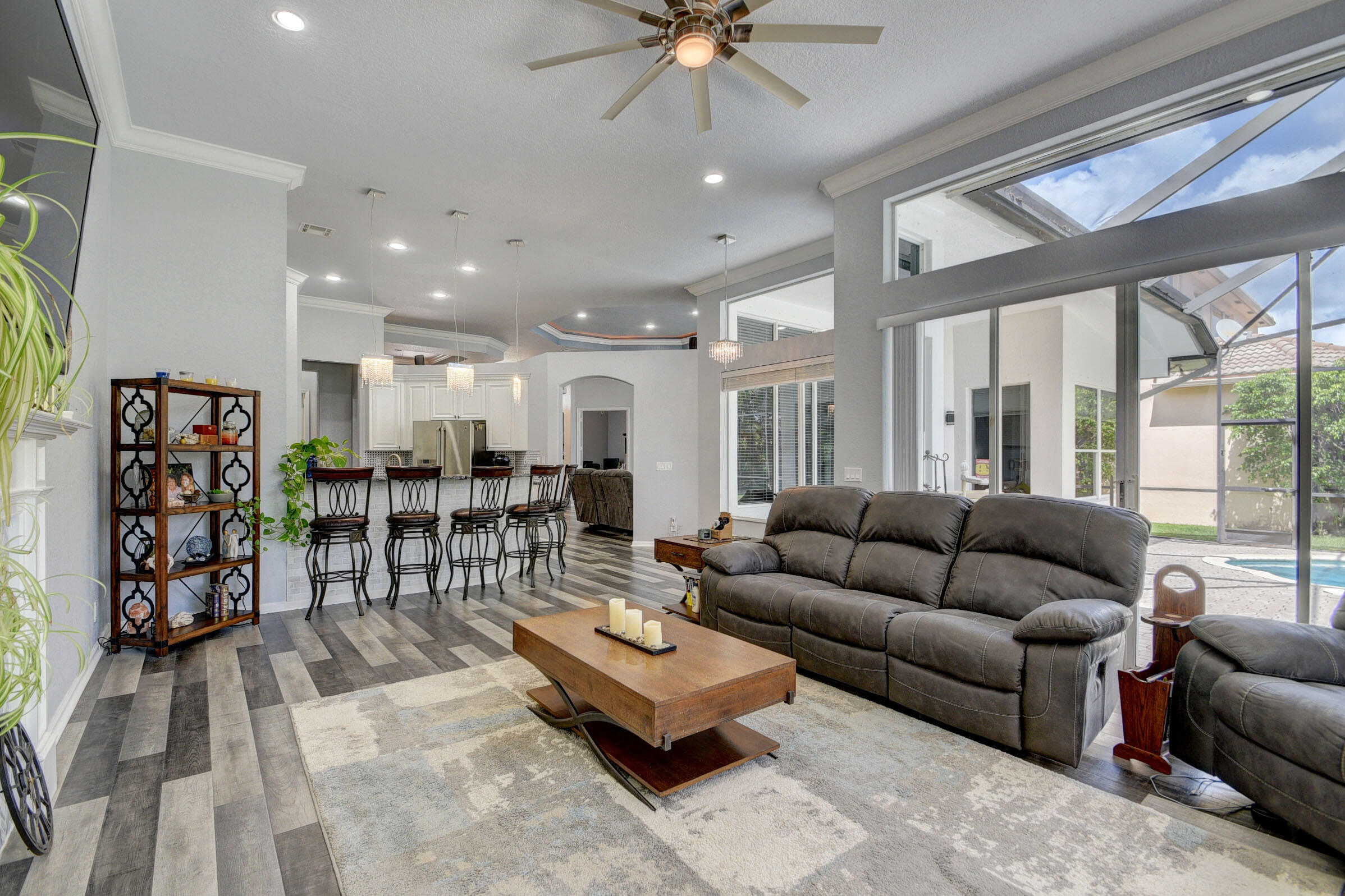 MADISON GREEN 1 - Residential