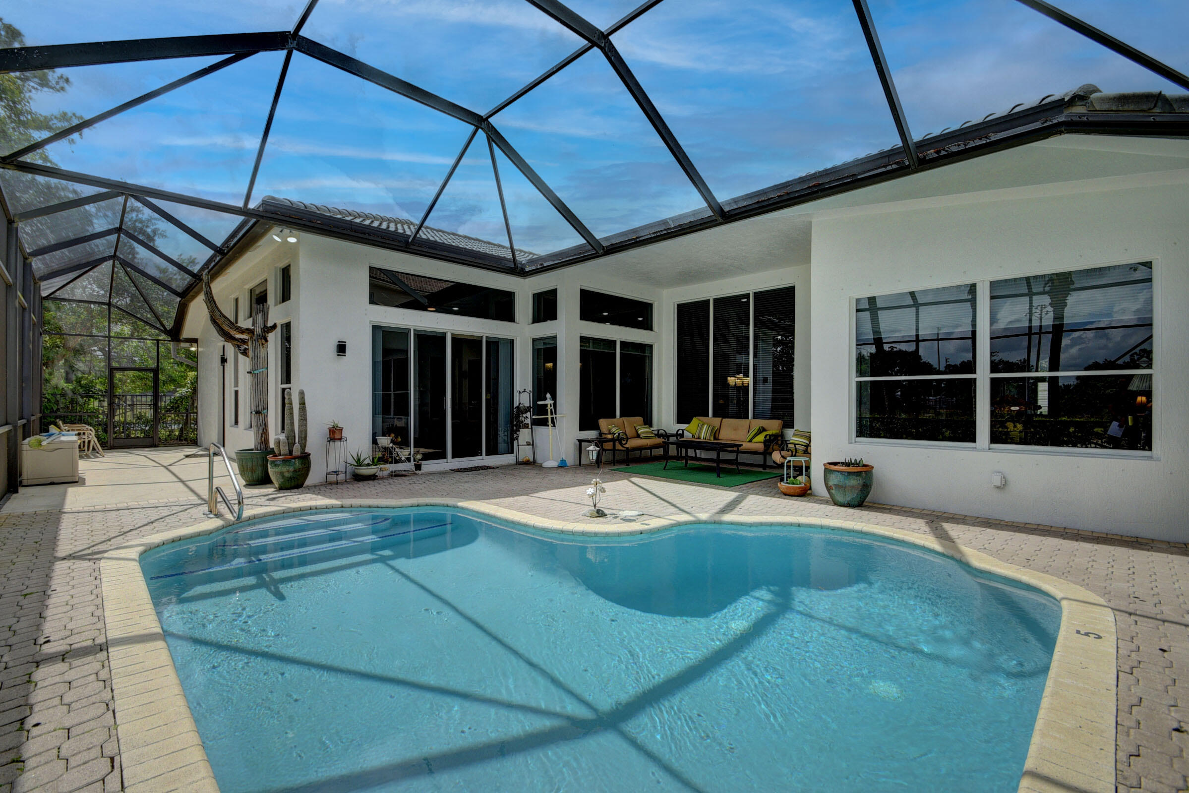 MADISON GREEN 1 - Residential