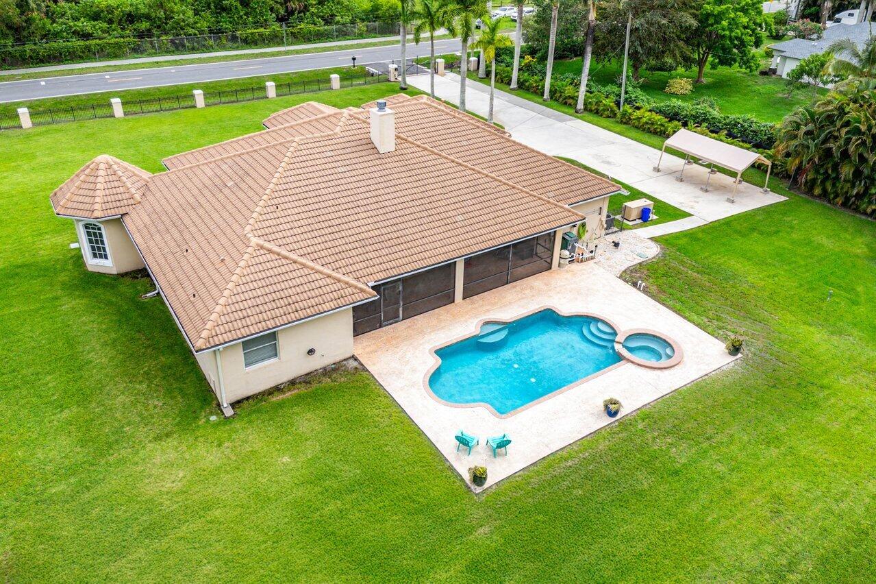 18301 Hamlin Boulevard