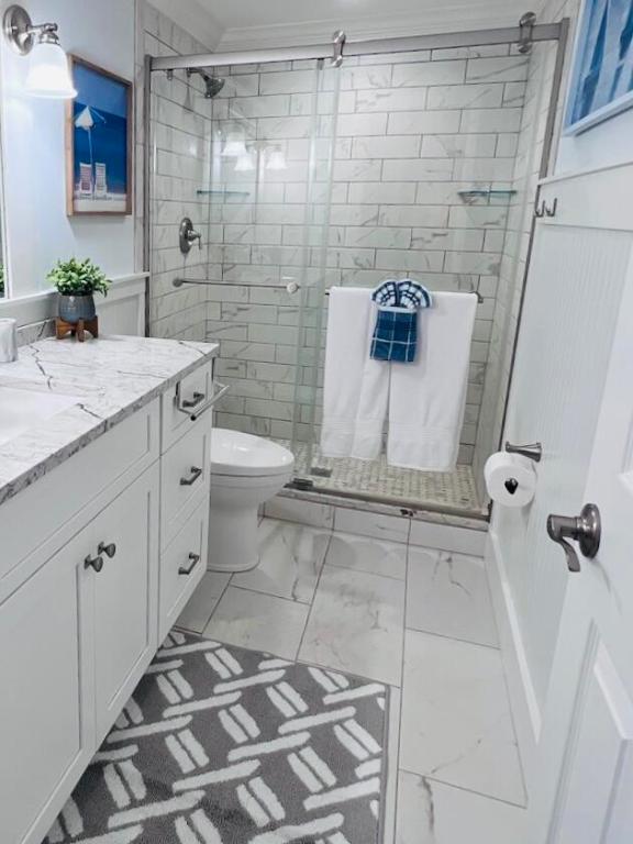 1866 SW Palm City Road 107