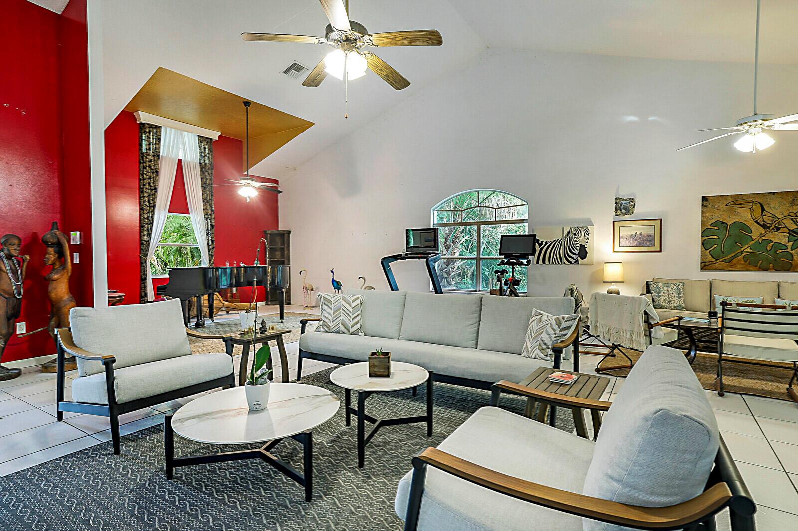 FOX TRAIL - Residential