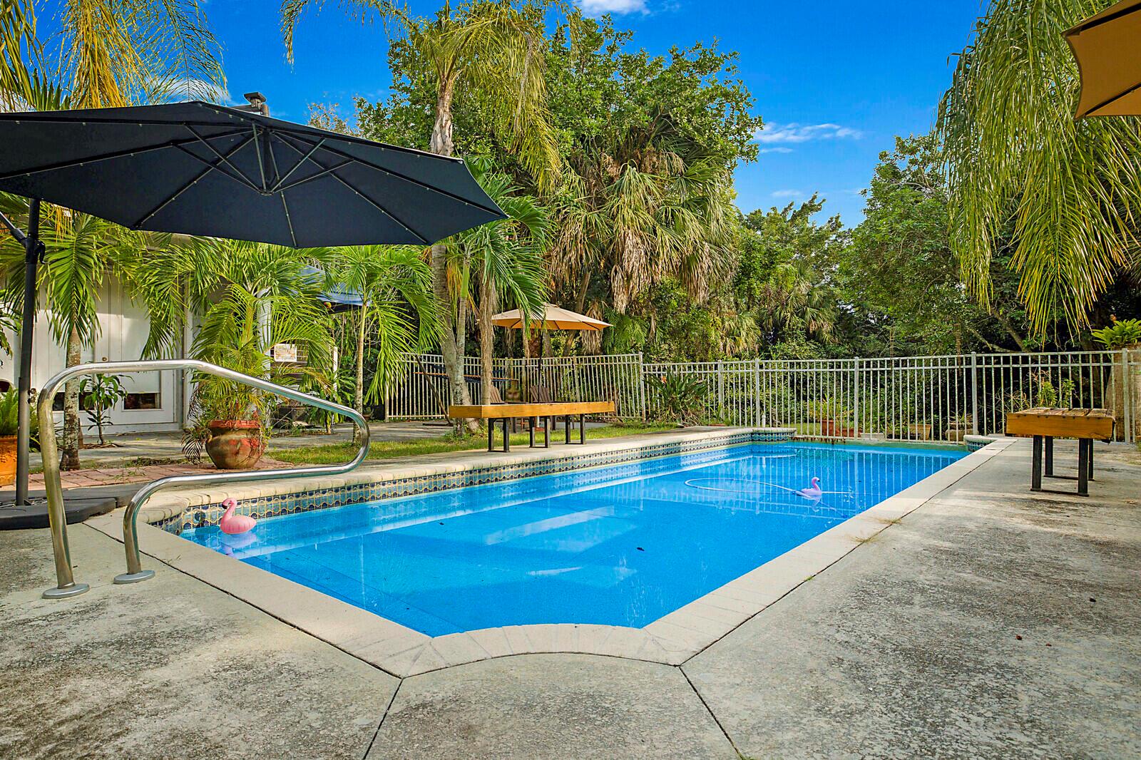 FOX TRAIL - Residential