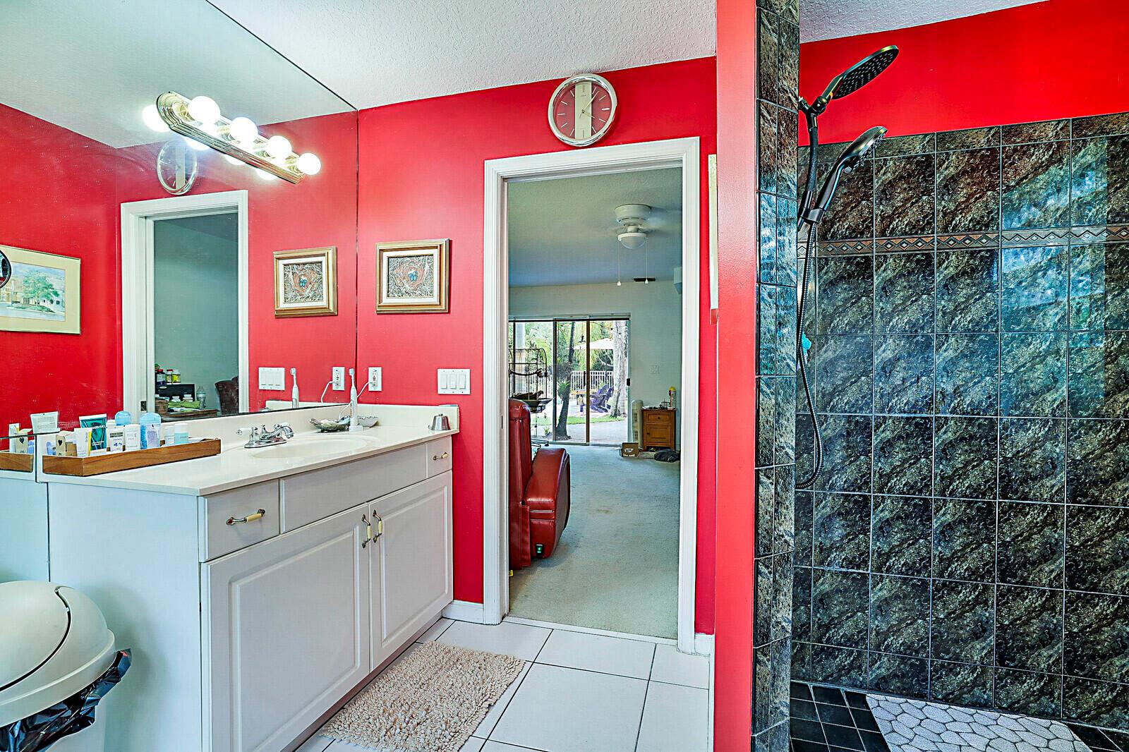 FOX TRAIL - Residential