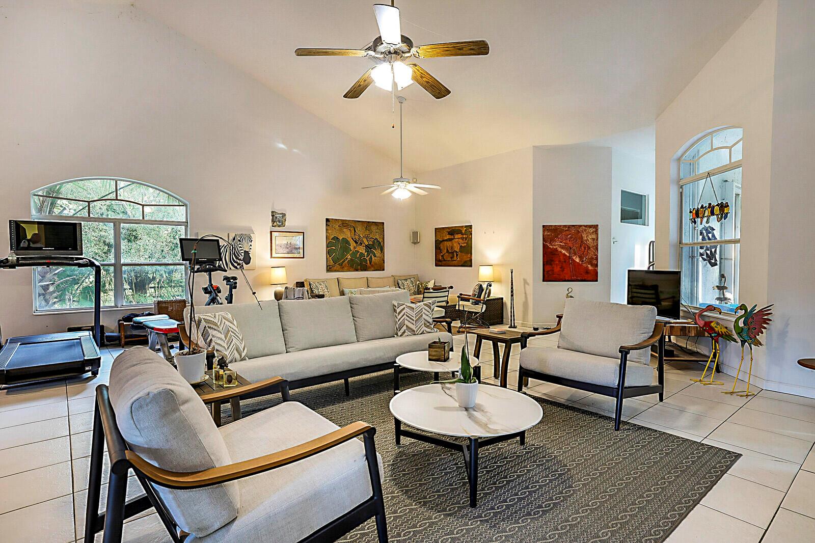 FOX TRAIL - Residential