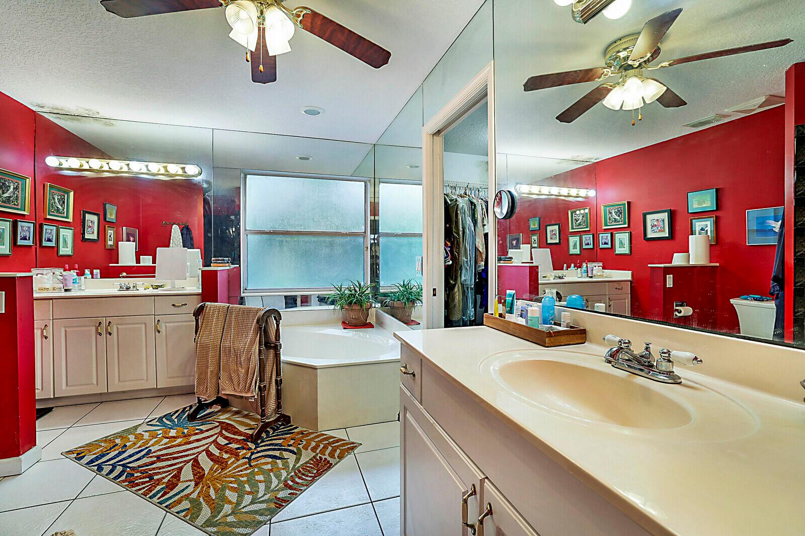 FOX TRAIL - Residential