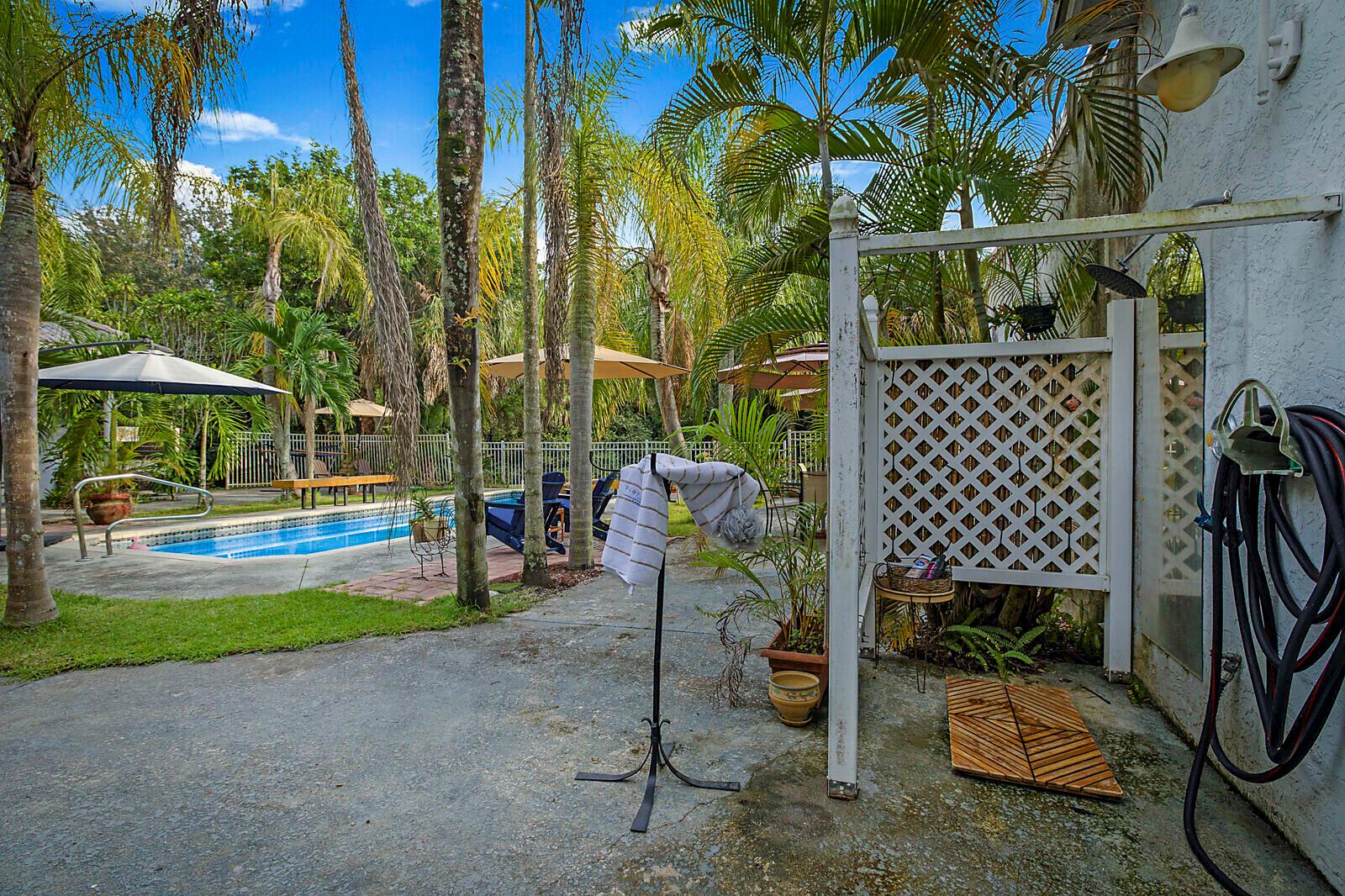 FOX TRAIL - Residential