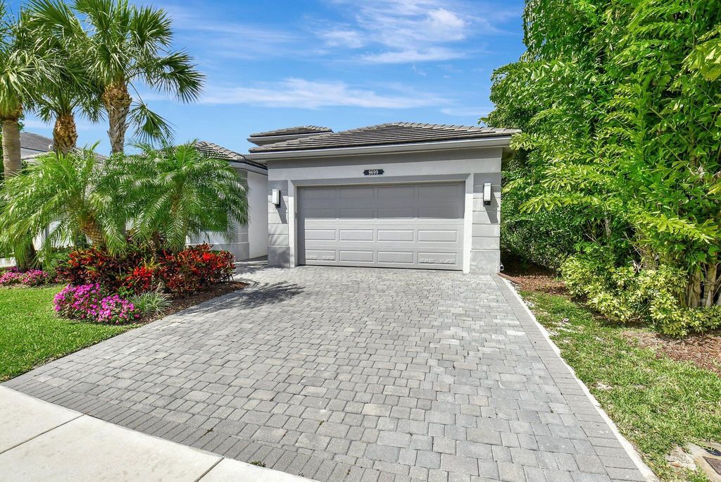 Photo of 9699 Celtic Sea Lane, Delray Beach, FL 33446 (MLS # R10972202)