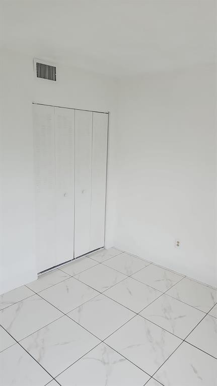 El Lago Condo - Residential