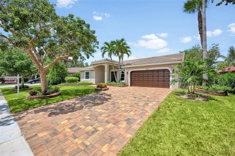 Tiny photo for 4910 NW 104th Avenue, Coral Springs, FL 33076 (MLS # F10546579)