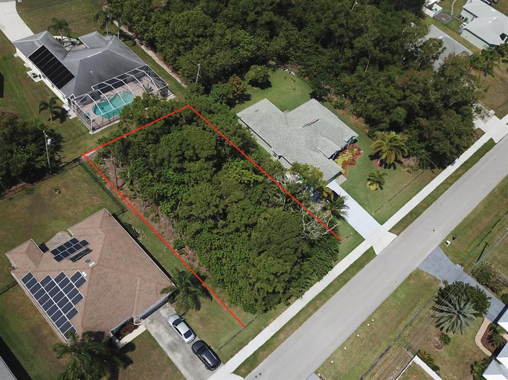 Photo of 5101 NW N Macedo Boulevard, Port Saint Lucie, FL 34953 (MLS # R10734660)