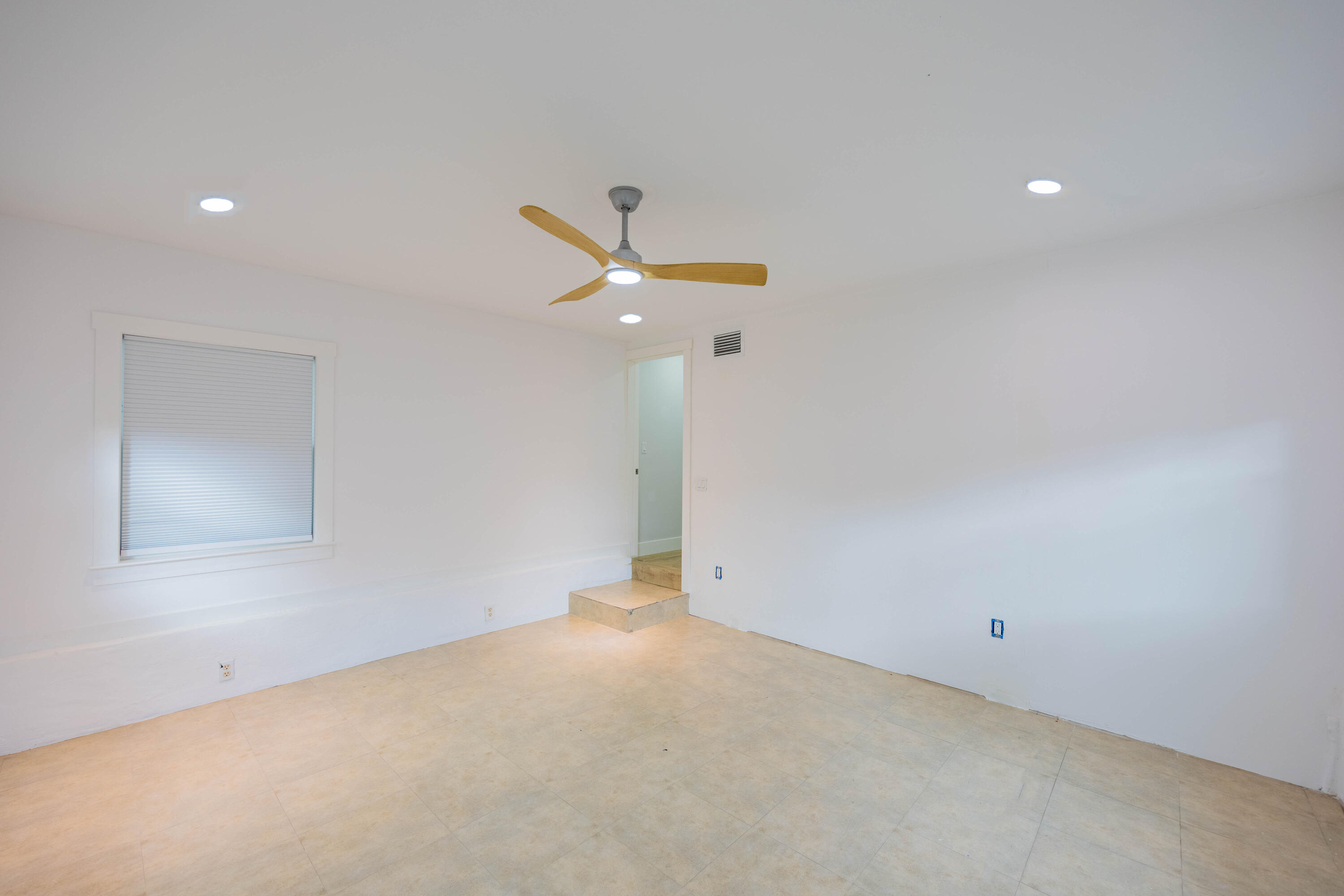 FOREST RIDGE PARK - Residential