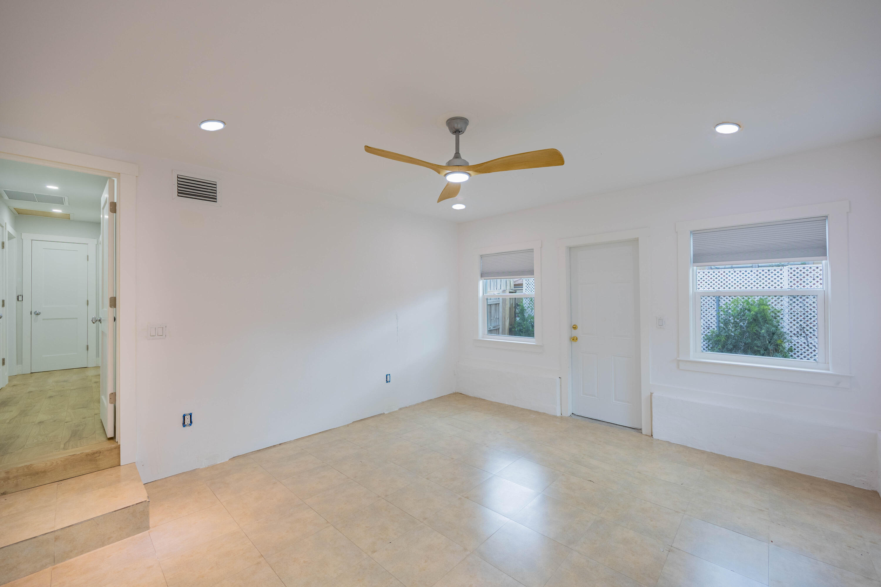 FOREST RIDGE PARK - Residential