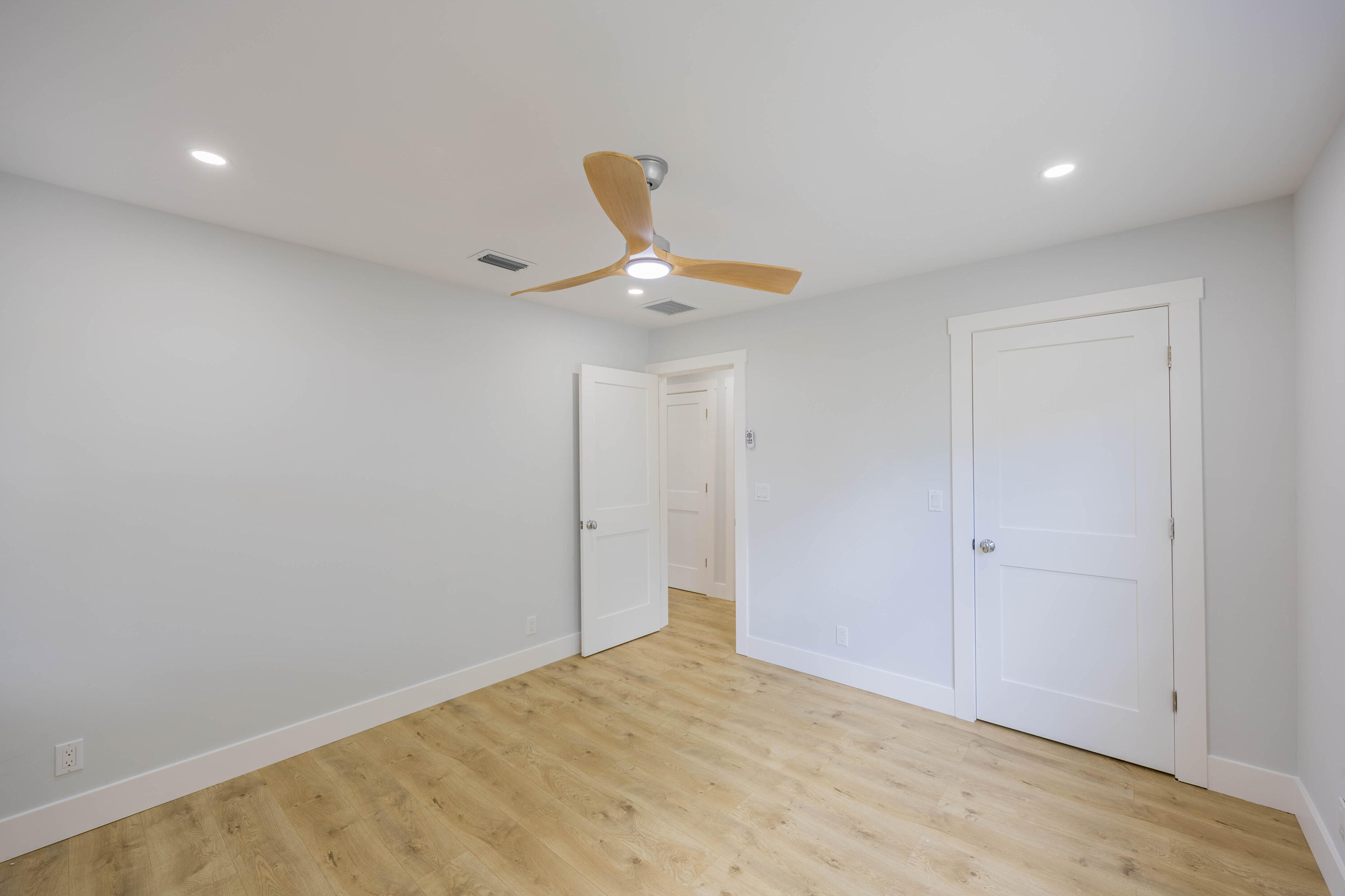 FOREST RIDGE PARK - Residential