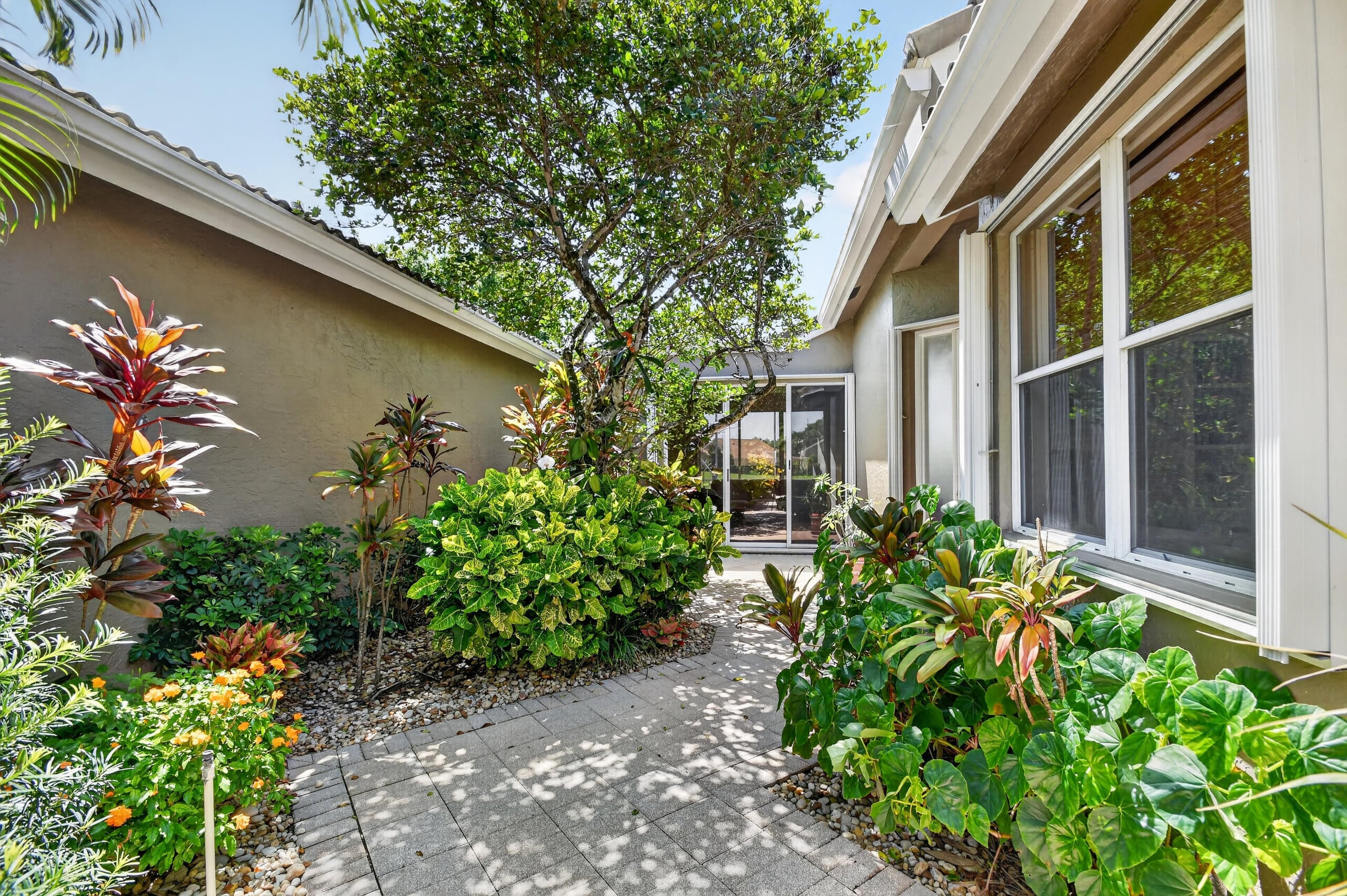 Properties 4758 CARLTON GOLF Drive