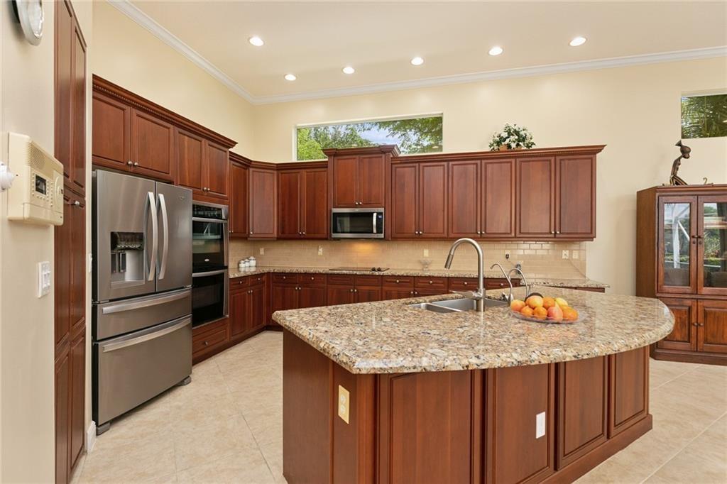 Buena Vida - Residential