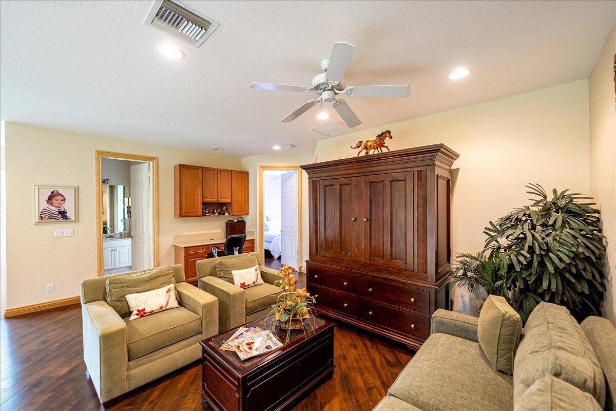 HAMMOCK CREEK - Residential