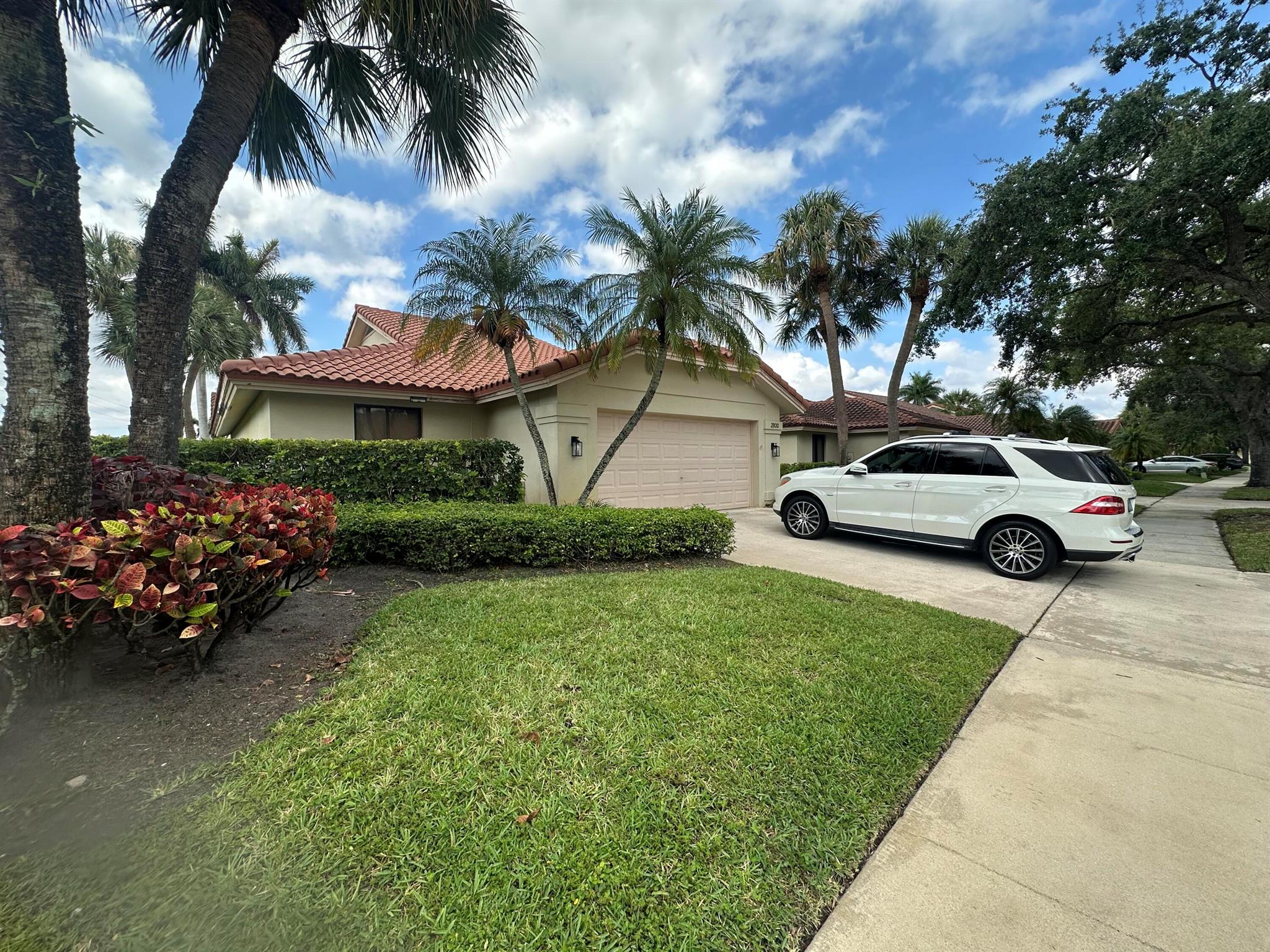 2800 Eagle Lane