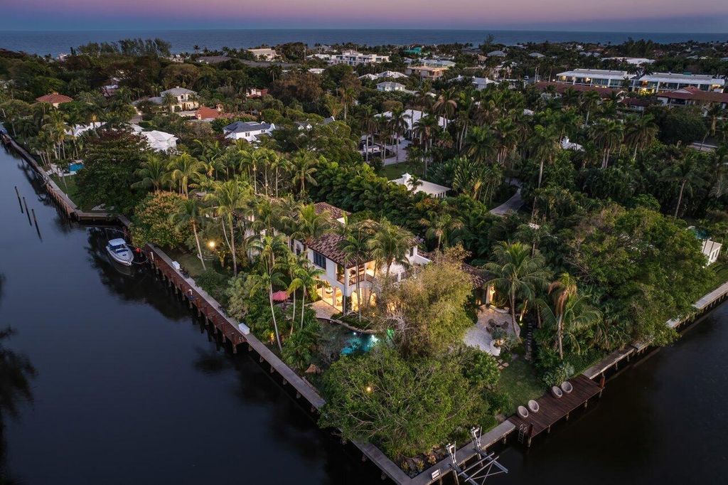 Photo of 8 Driftwood Landing Lndg, Gulf Stream, FL 33483 (MLS # R11132839)