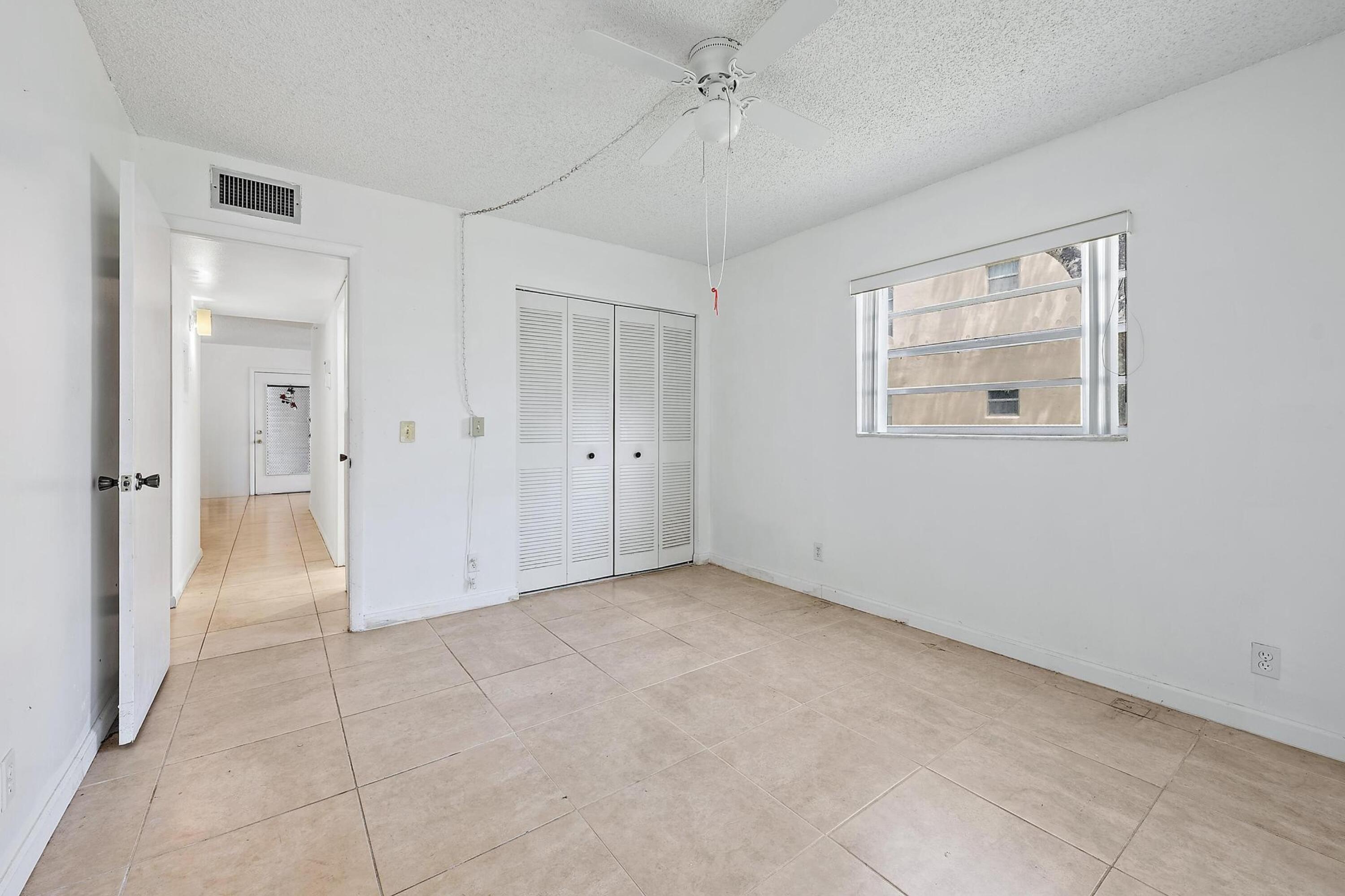 KINGS POINT FLANDERS CONDOS - Residential