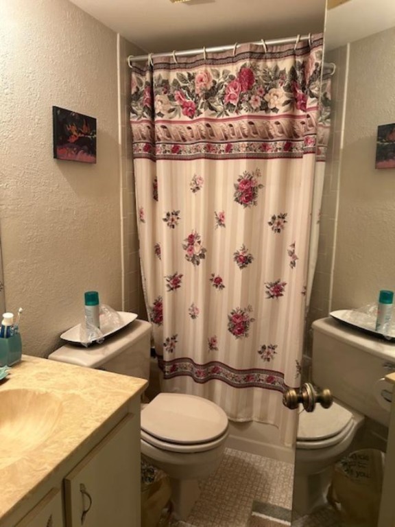 PALM LAKES - Residential