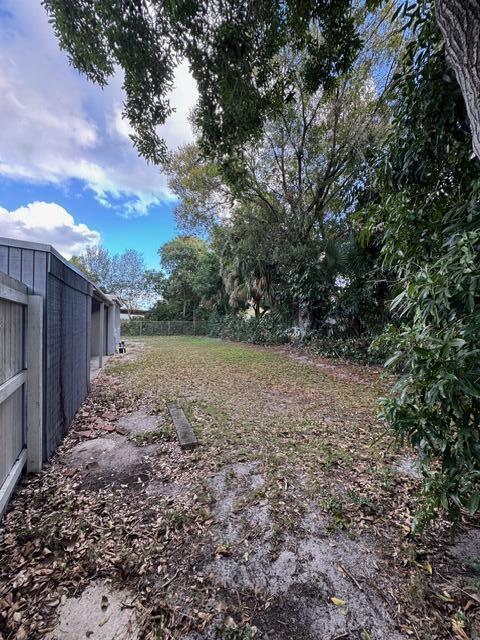 COUNTRY CLUB VILLAGE SEC B - Residential