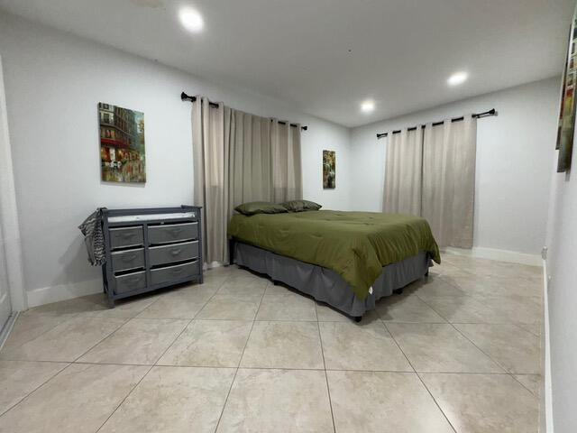 COUNTRY CLUB VILLAGE SEC B - Residential