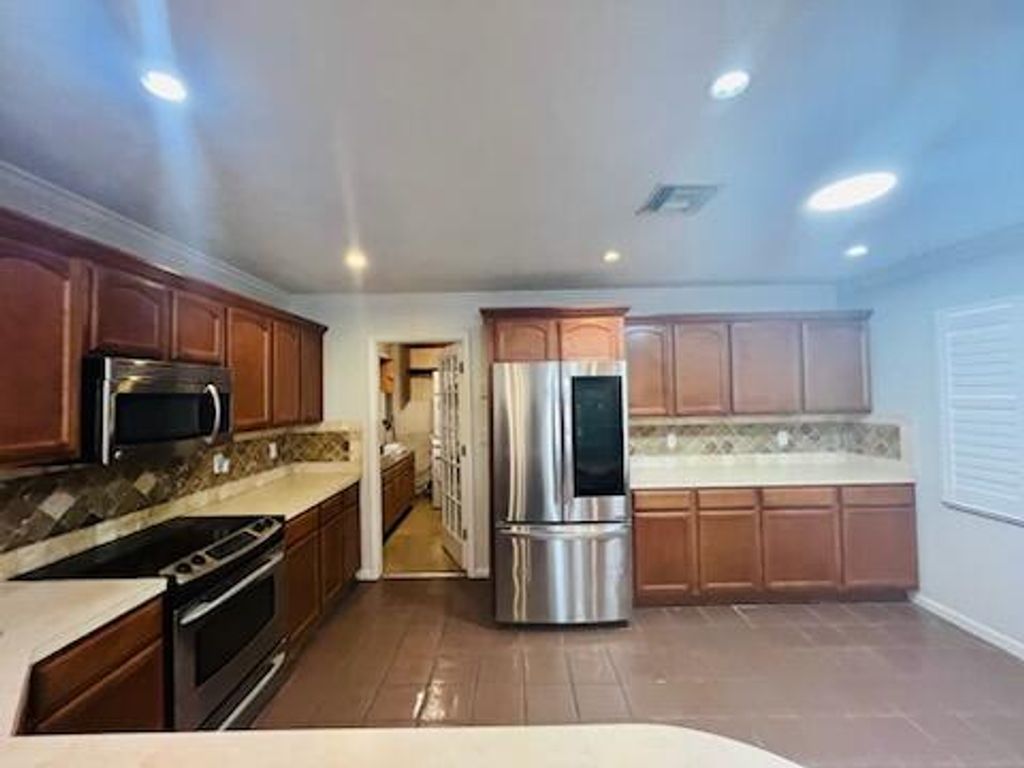 Photo of 656 NW 1st Street, Boynton Beach, FL 33435 (MLS # B26026637)
