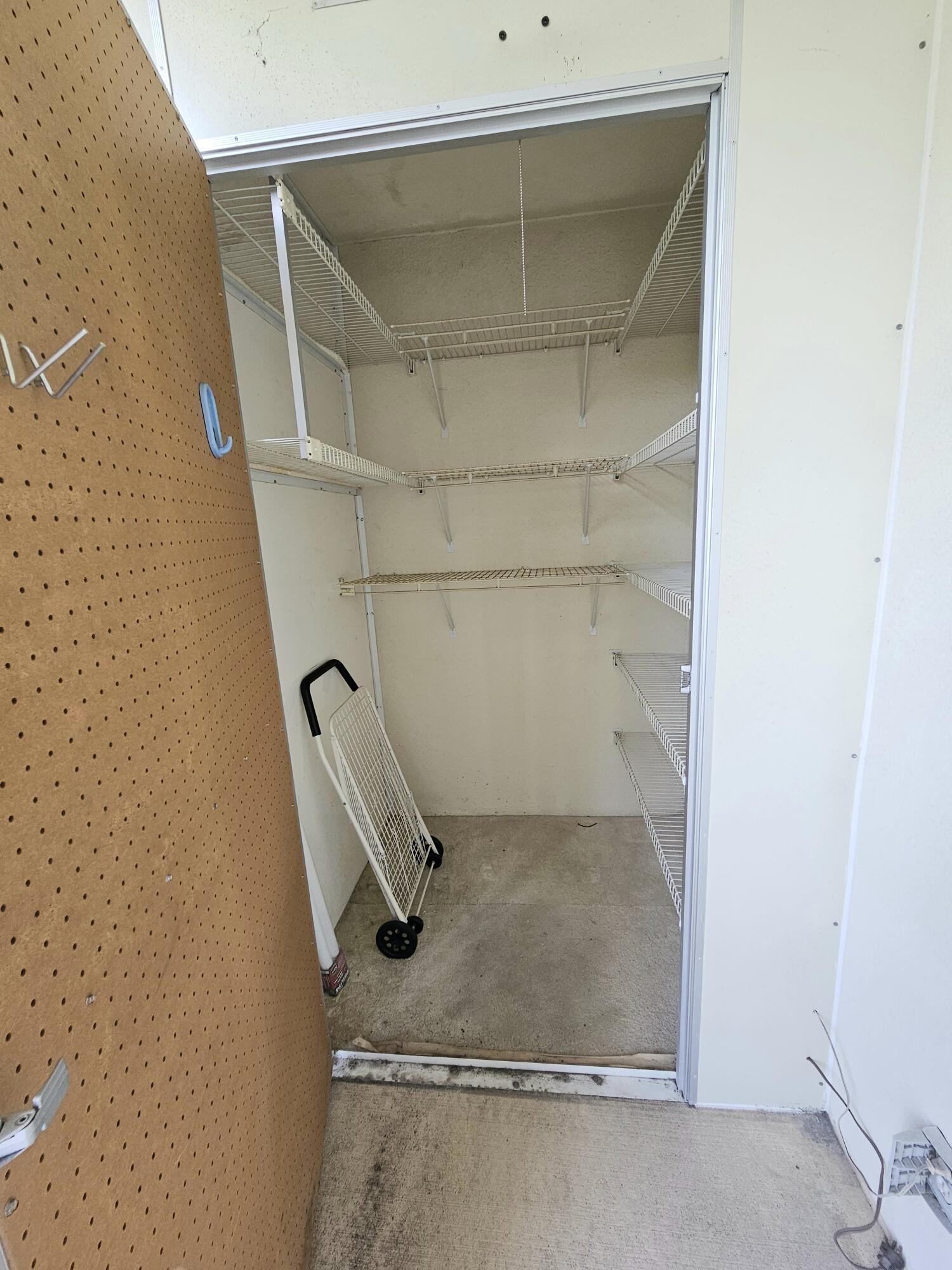 KINGSLEY AT CENTURY VILLAGE - Residential