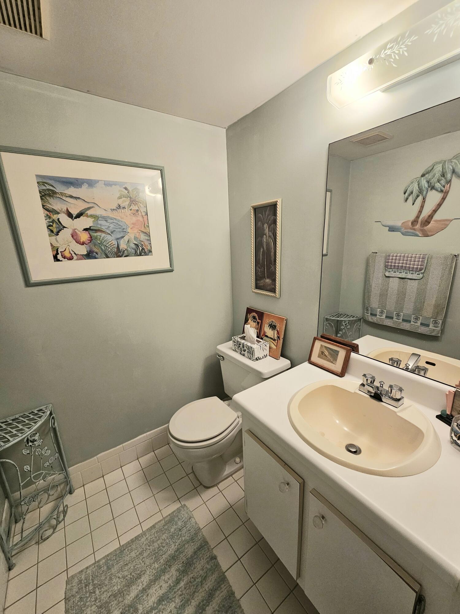 KINGSLEY AT CENTURY VILLAGE - Residential