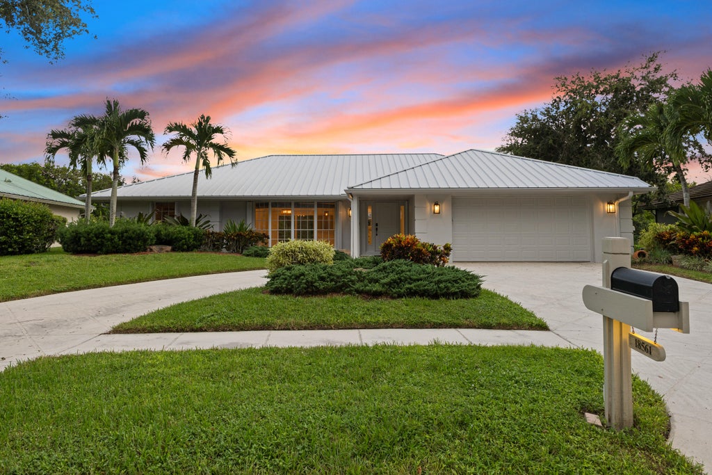 Photo of 18561 Misty Lake Drive, Jupiter, FL 33458 (MLS # R11018858)