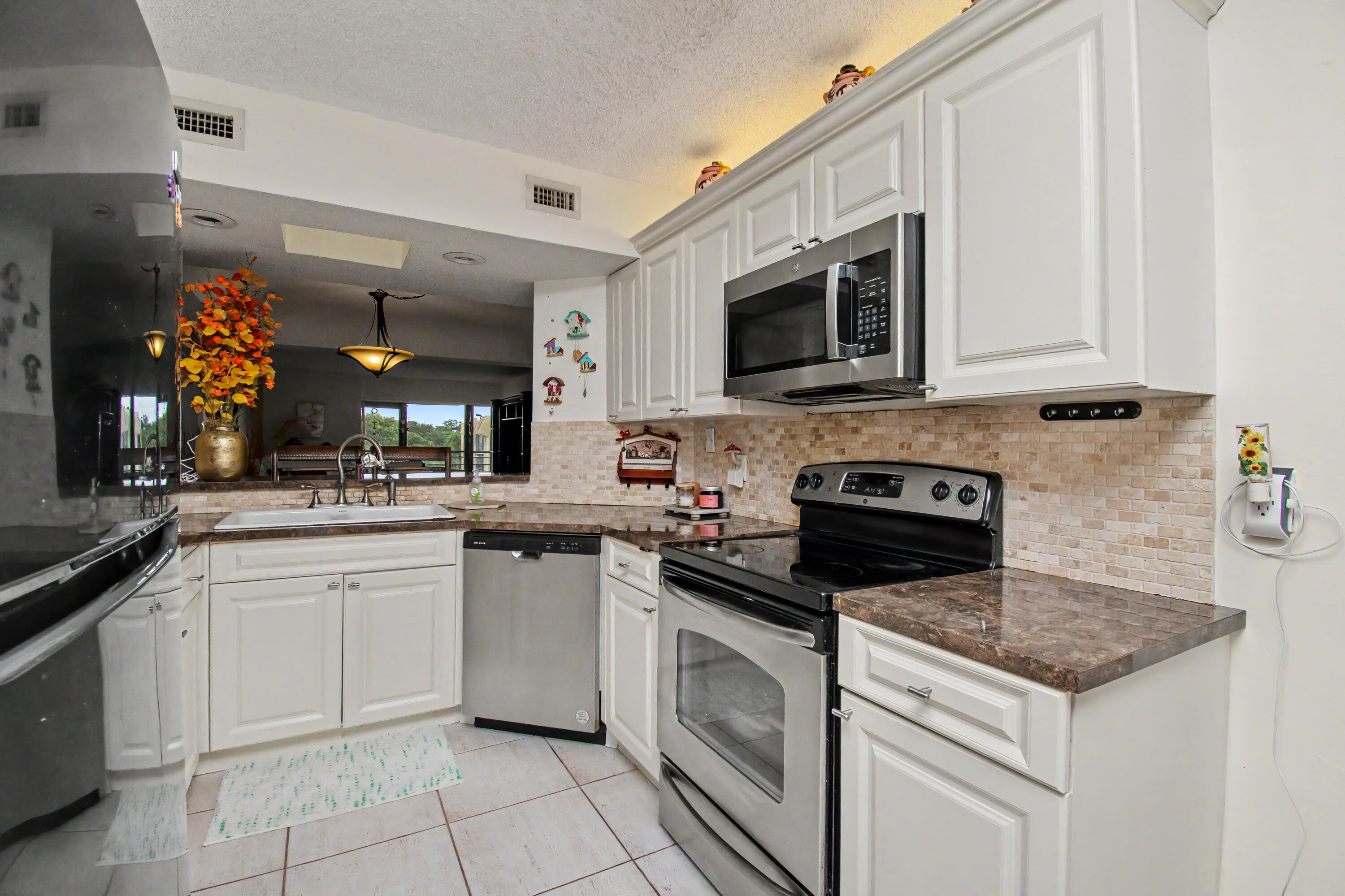 PINES OF BOCA BARWOOD CONDO - Residential