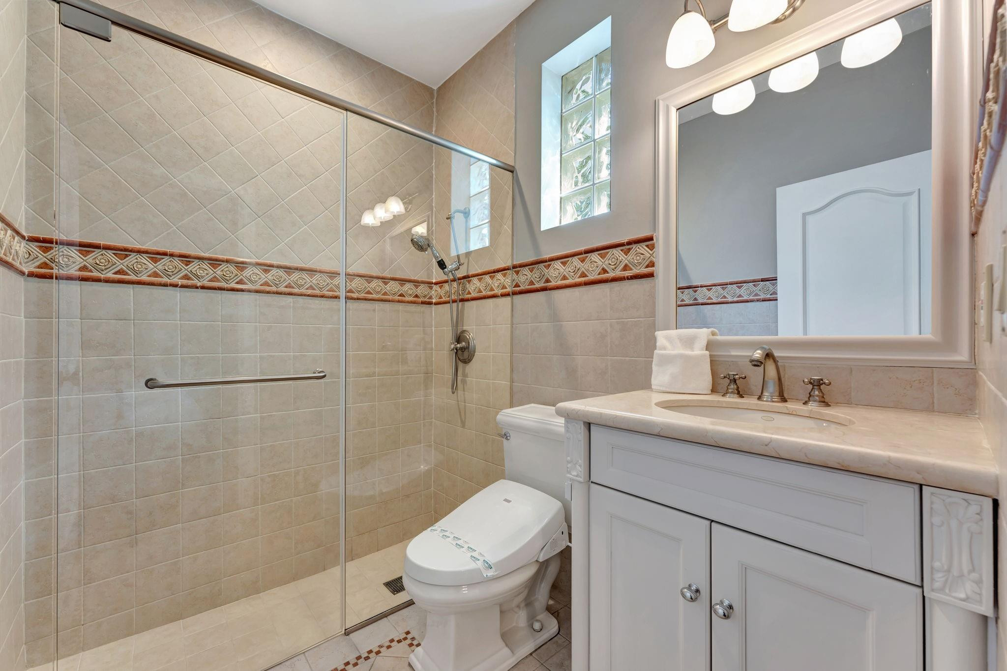 WINDMILL RANCH ESTATES - Residential Lease