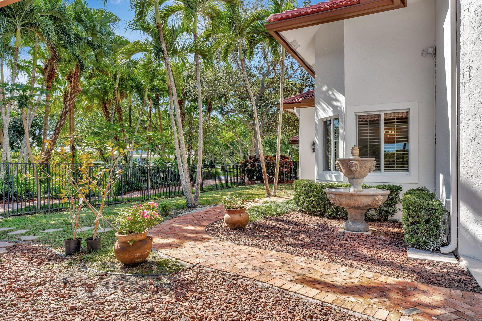 WINDMILL RANCH ESTATES - Residential Lease