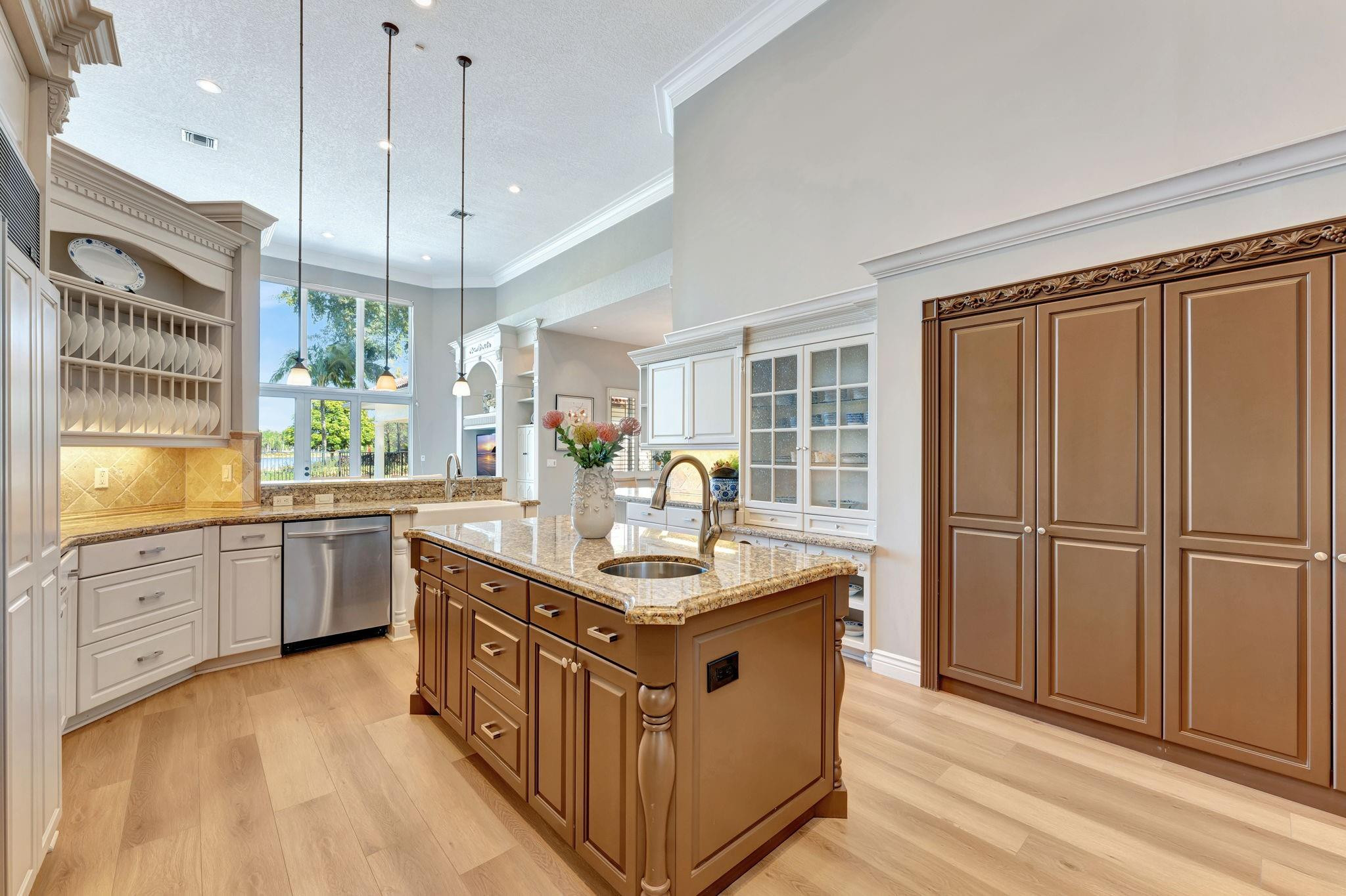 WINDMILL RANCH ESTATES - Residential Lease