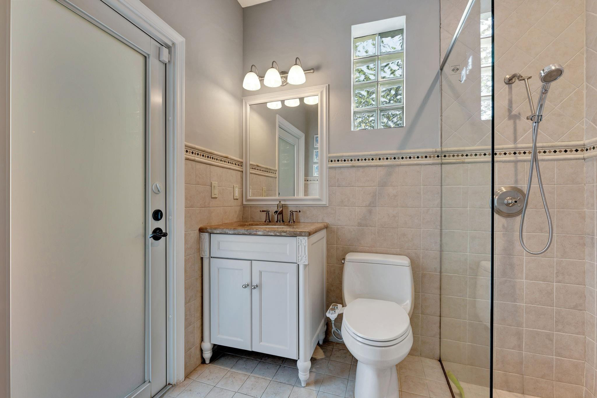 WINDMILL RANCH ESTATES - Residential Lease