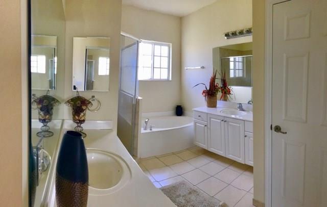 The Isles at Oakland Park - Residential