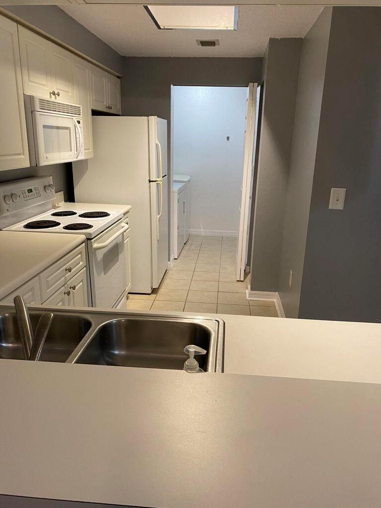 SAN MATERA THE GARDENS CO - Residential Lease