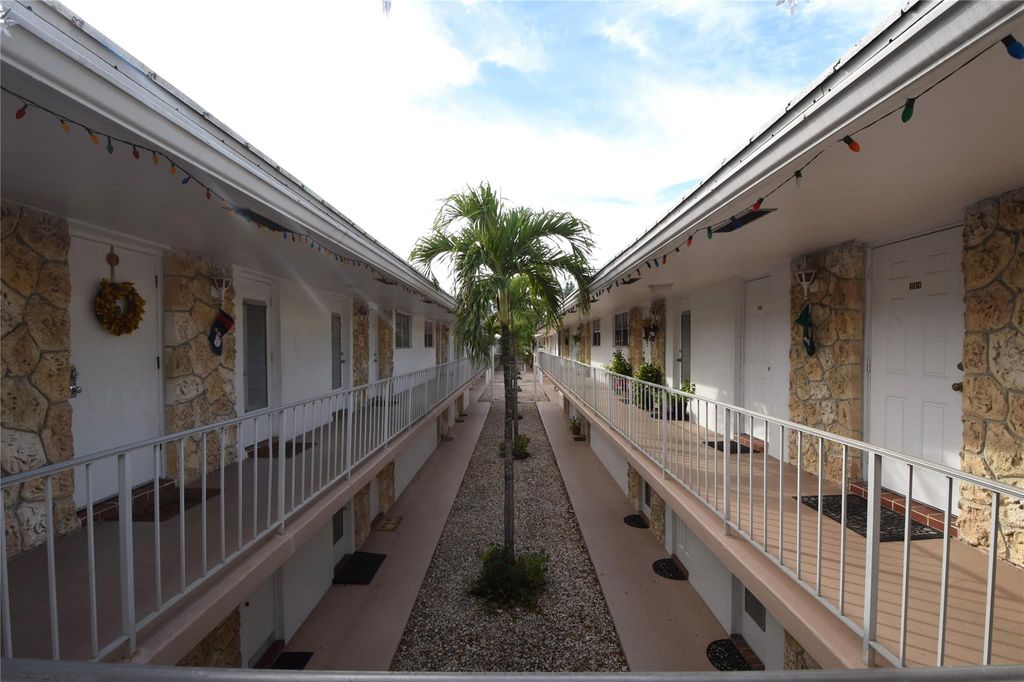 Photo of 2501 W Golf Boulevard #234, Pompano Beach, FL 33064 (MLS # F10410735)