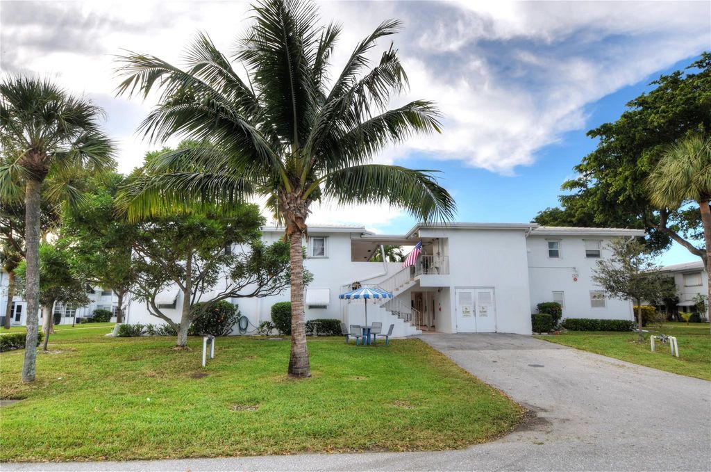 Photo of 2501 W Golf Boulevard #234, Pompano Beach, FL 33064 (MLS # F10410735)