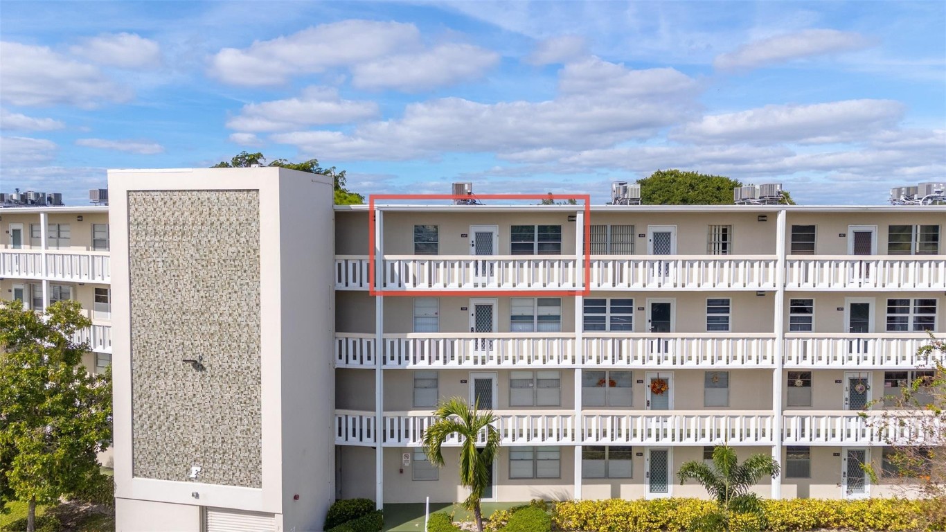 CENTURY VILLAGE EAST - Residential