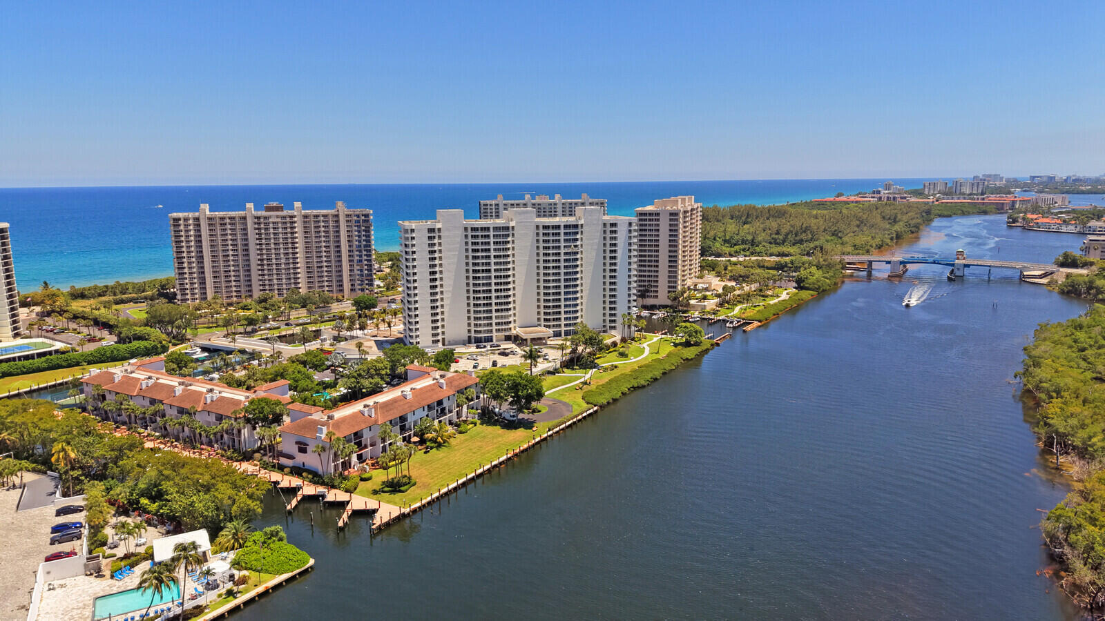 4501 N Ocean Boulevard Th-04